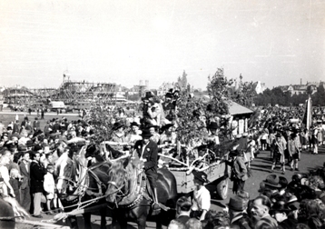 Wiesnzug 1948